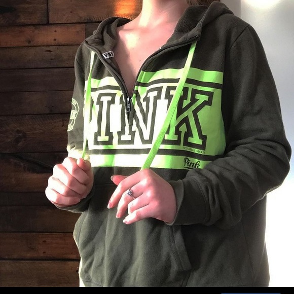 Sweater - Picture 2 of 6